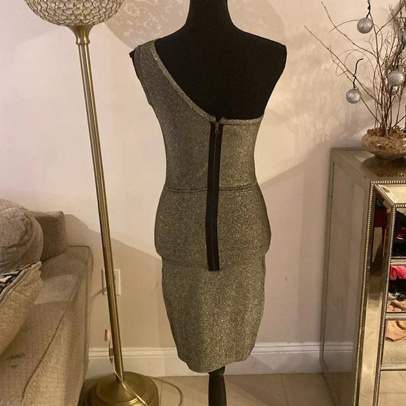 BCBGMaxAzria metallic gold dress size medium - Picture 4 of 6
